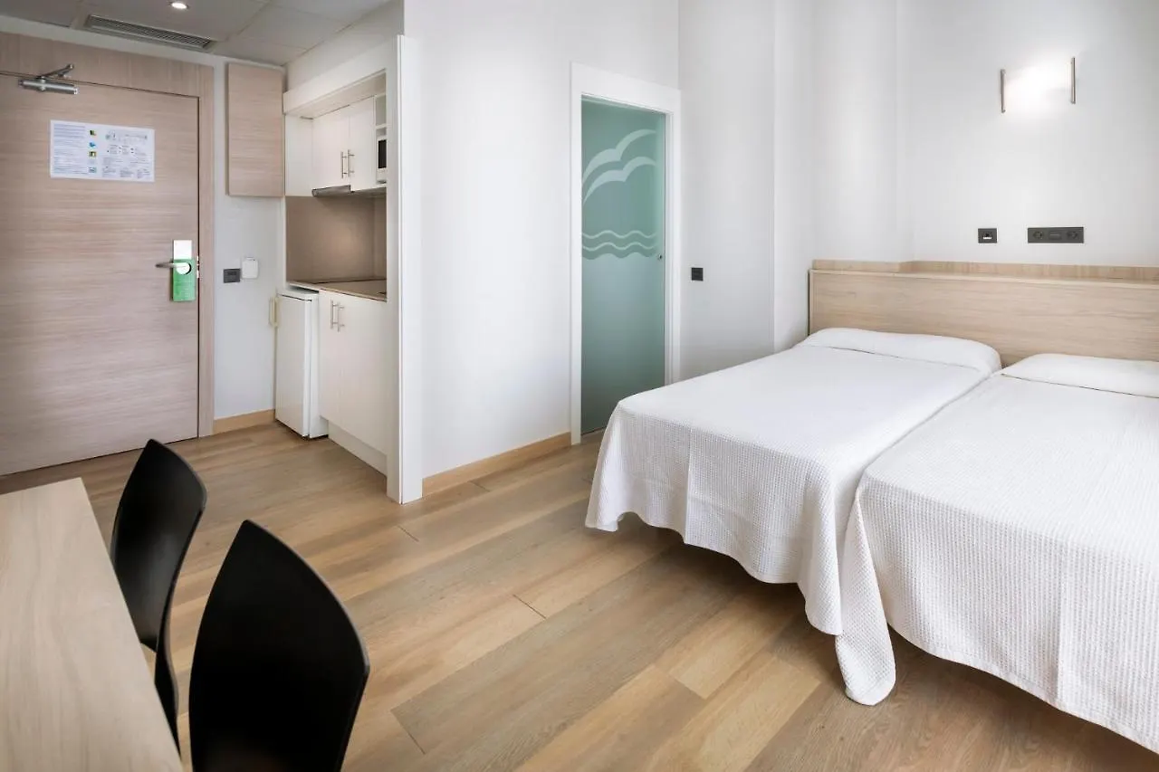 **  Aparthotel Marinada Salou Španělsko